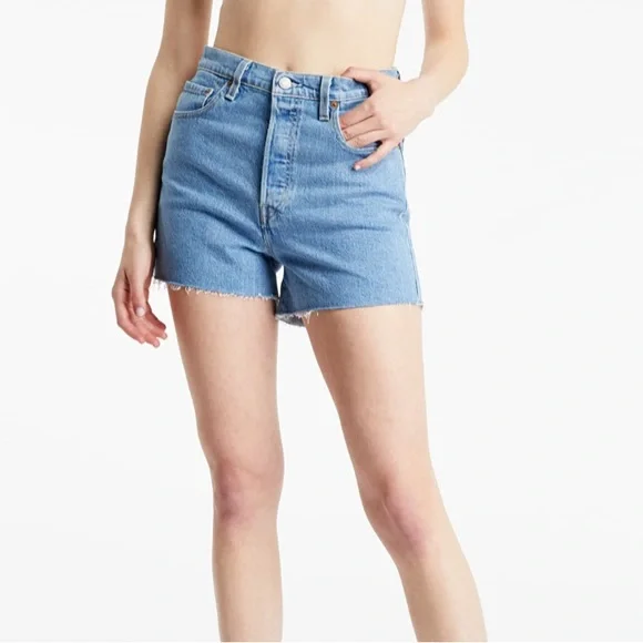 Levi’s rib cage distress shorts 32 - Picture 2 of 7